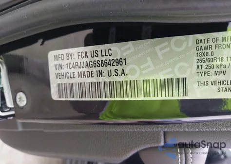 2025 Jeep Grand Cherokee L Laredo X 4X2 from USA, damaged, VIN 1C4RJJAG6S8642961